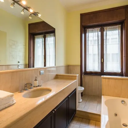 Hemeras Boutique Homes - Duomo Cathedral Design Flat Апартаменты
