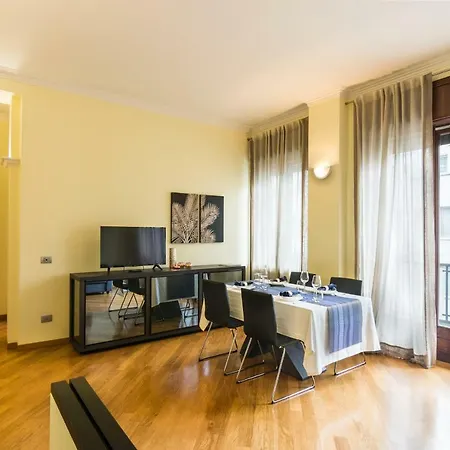Апартаменты Hemeras Boutique Homes - Duomo Cathedral Design Flat *