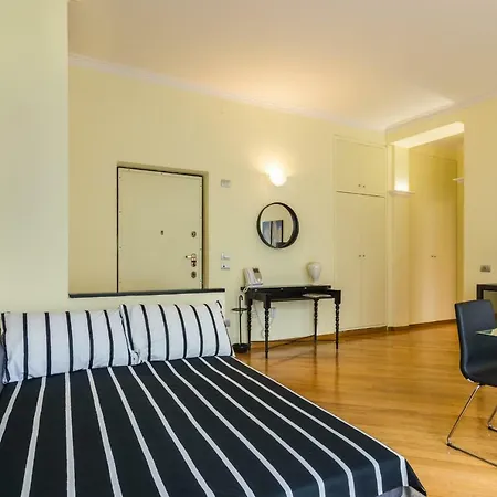 Апартаменты Hemeras Boutique Homes - Duomo Cathedral Design Flat *